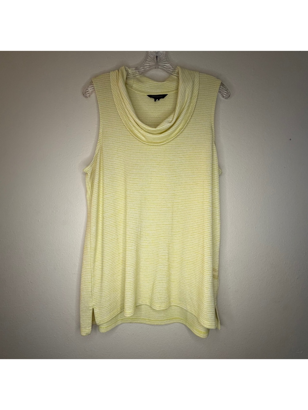 Banana Republic Sleeveless Yellow Cowl Neck Top Size Large / Stripes